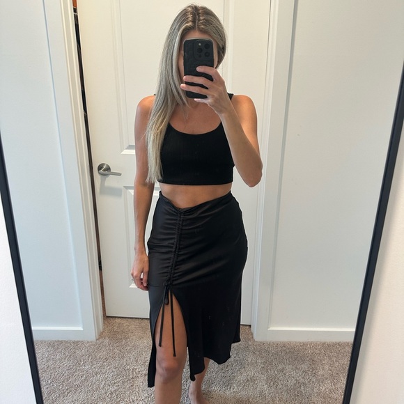 Forever 21 Dresses & Skirts - Black satin midi skirt with slit